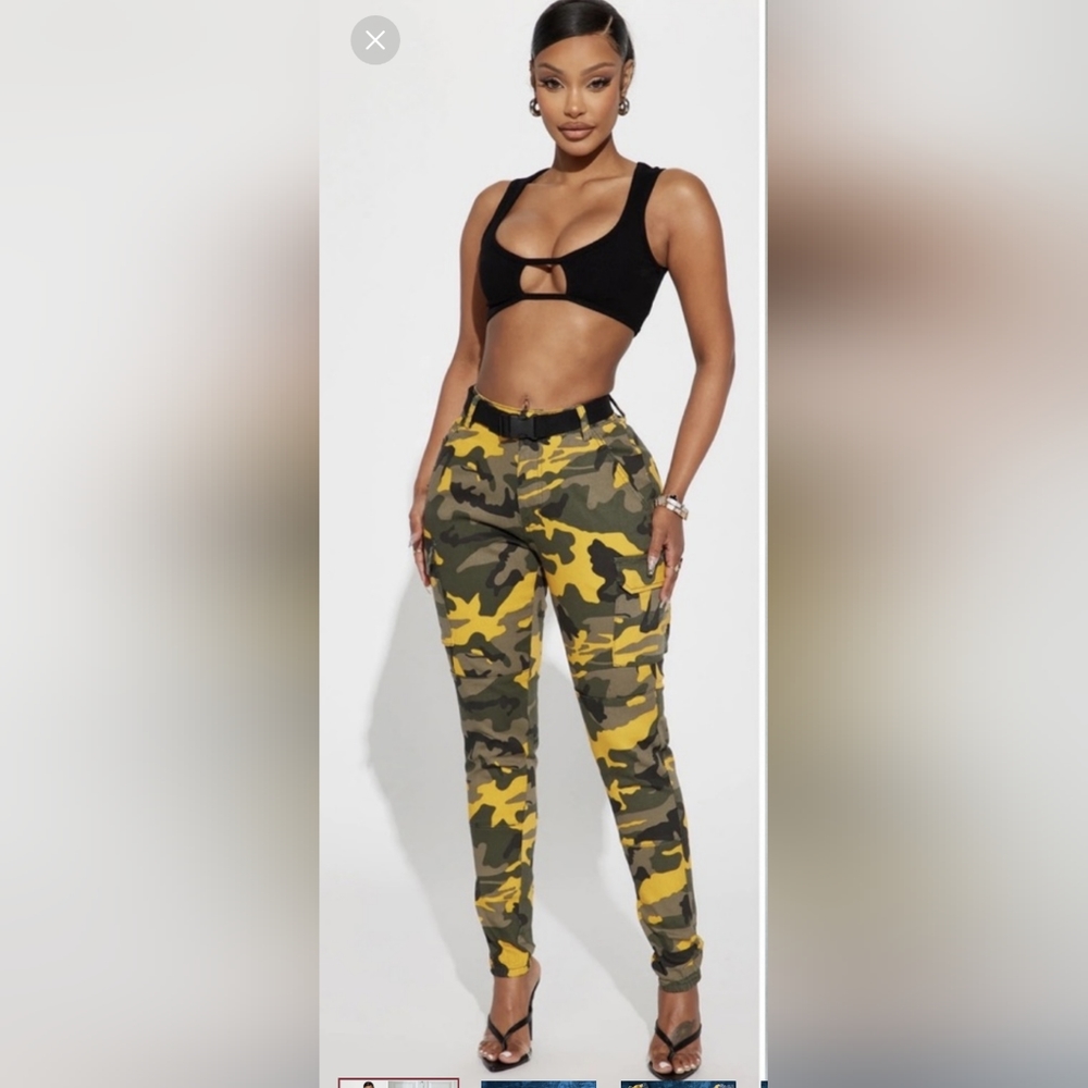 American Bazi Essential High Waist Camo Cargo Joggers size S .